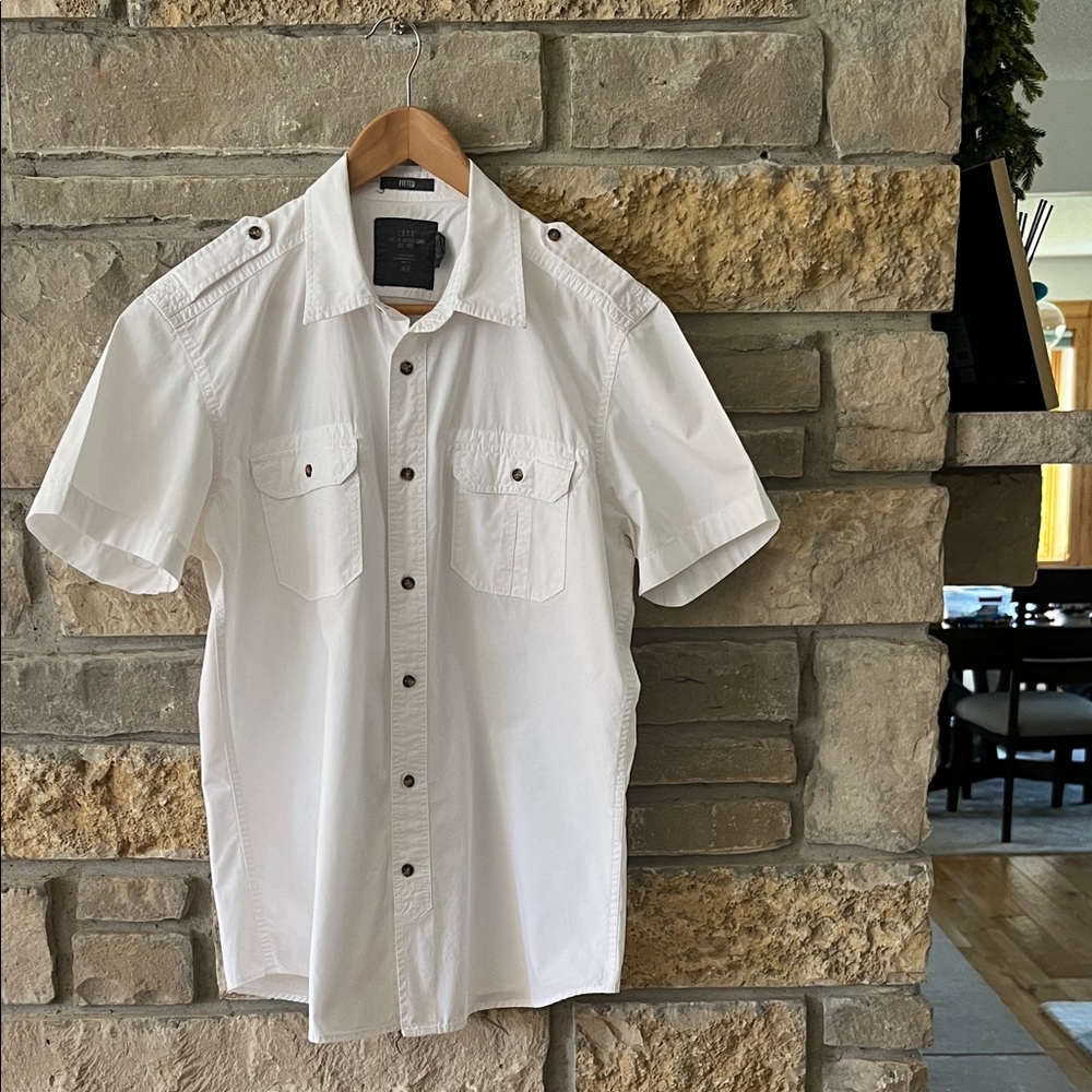 H&M LOGG Fitted White Short-Sleeve Casual Button-Down Shirt Size Large